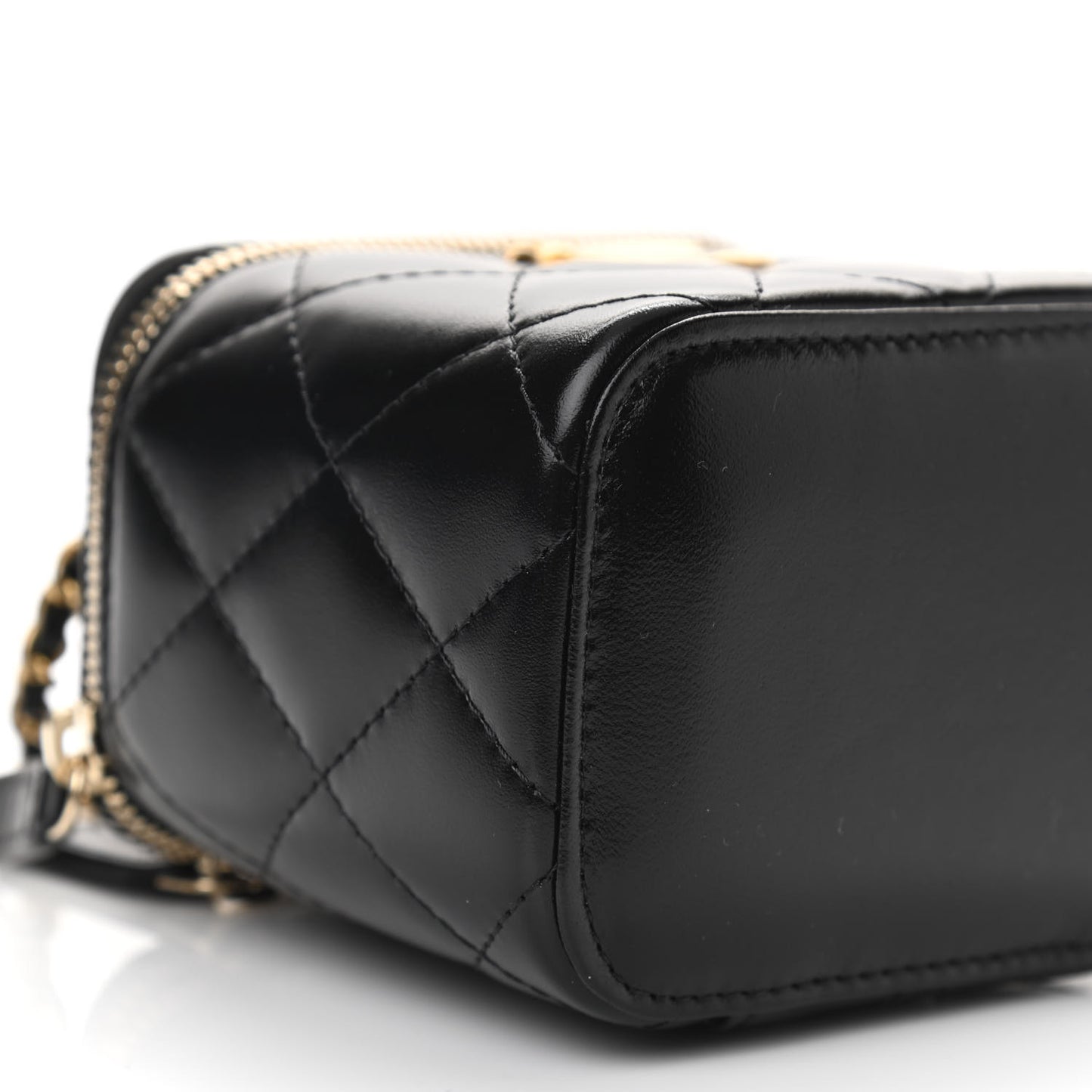 Calfskin Quilted Mini Perfect Fit Vanity Case With Chain Black