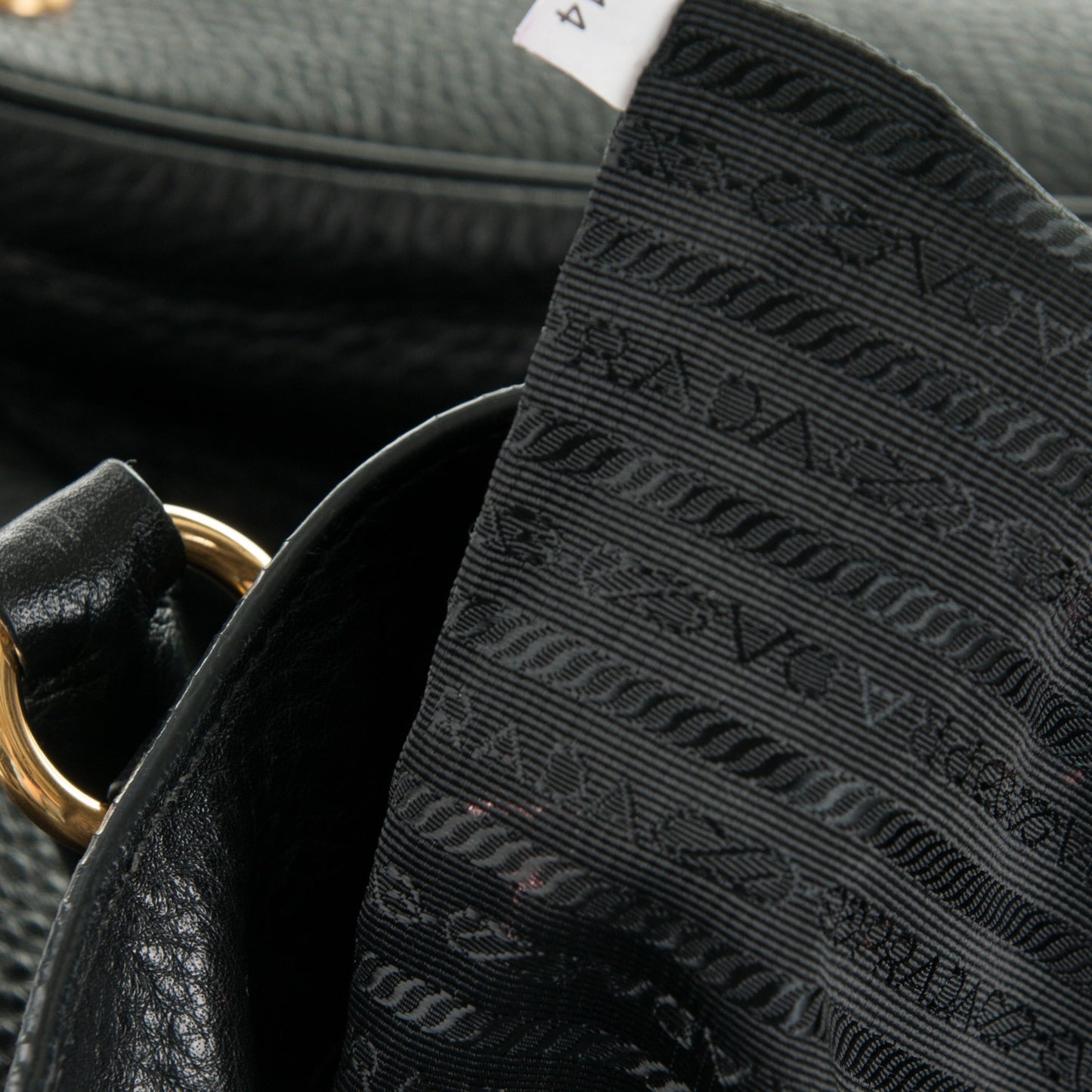 Cervo Deerskin Side Zip Tote Nero Black