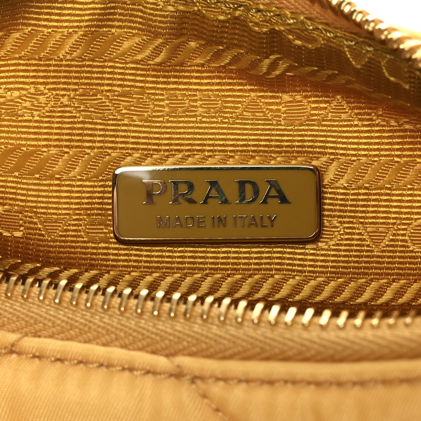 Re-Nylon Saffiano Stitched Mini Re-Edition 1995 Chaine Shoulder Bag Mais