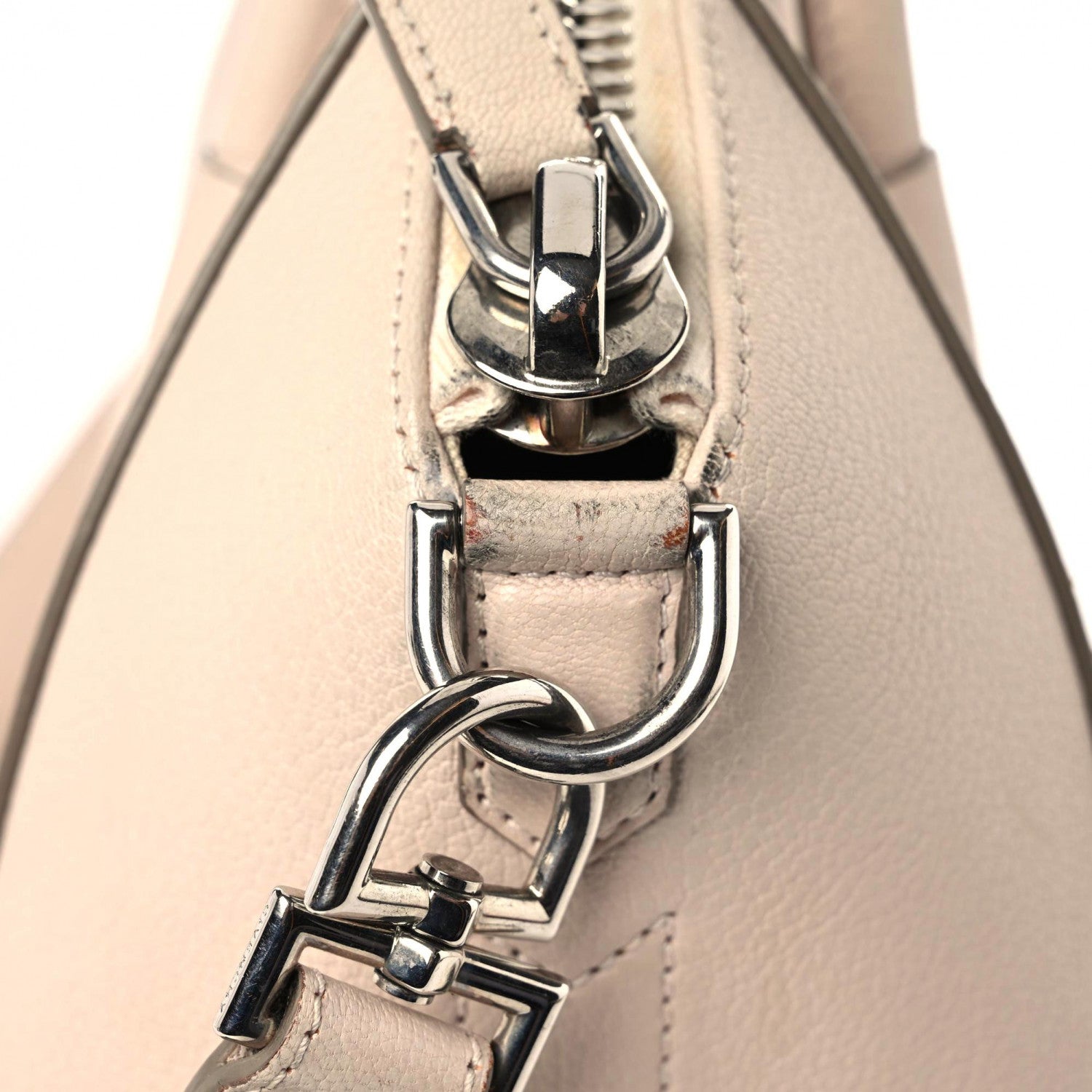 Givenchy Sugar Goatskin Small Antigona Nude Pink 25 of 33