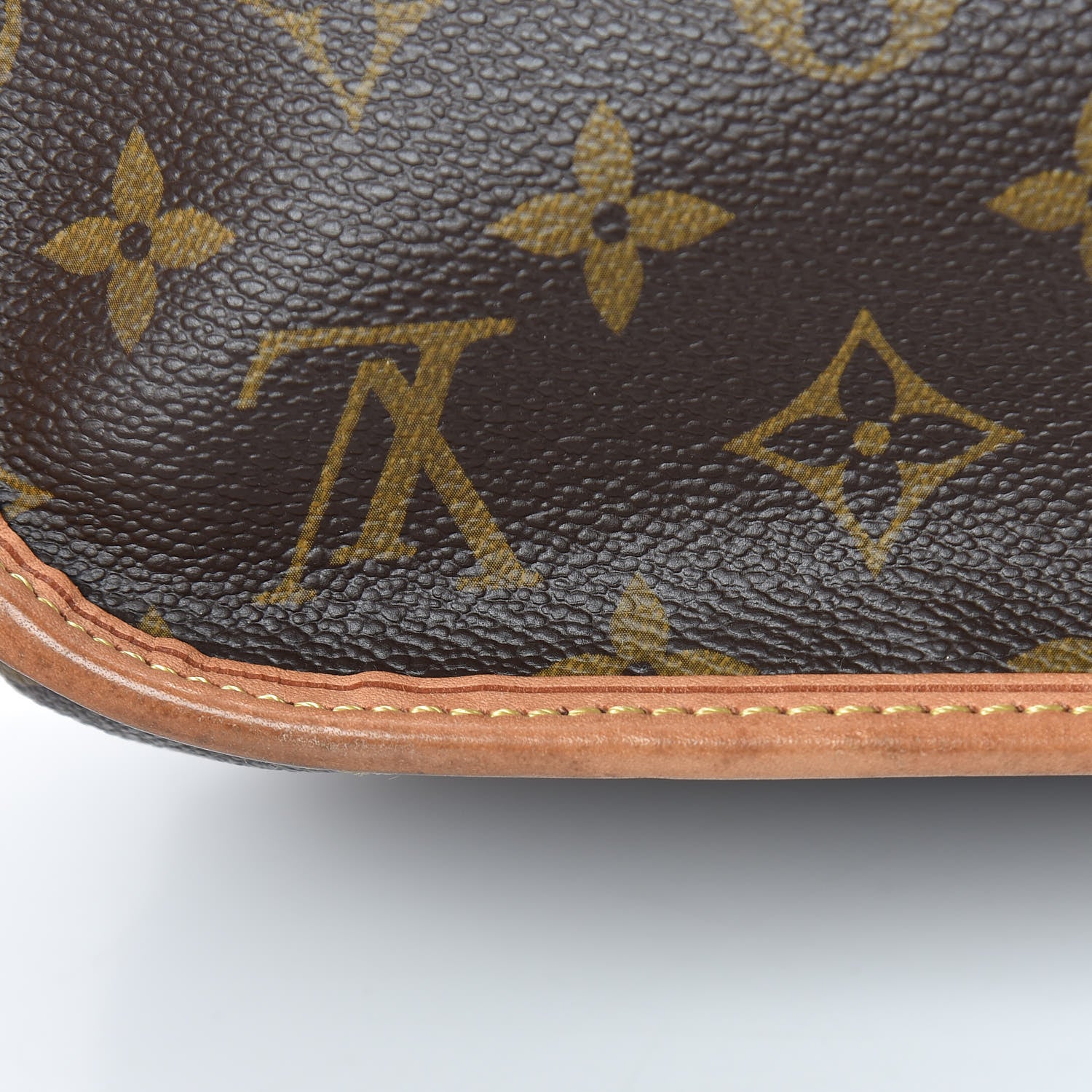 Louis Vuitton Monogram Bosphore GM 13 of 17
