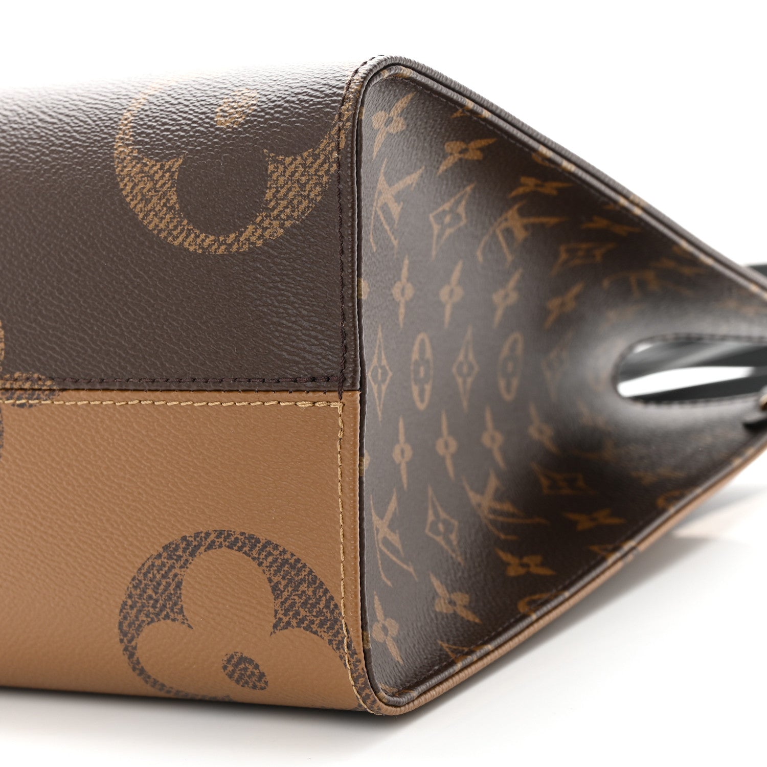 Louis Vuitton Reverse Monogram Giant Onthego MM 10 of 11
