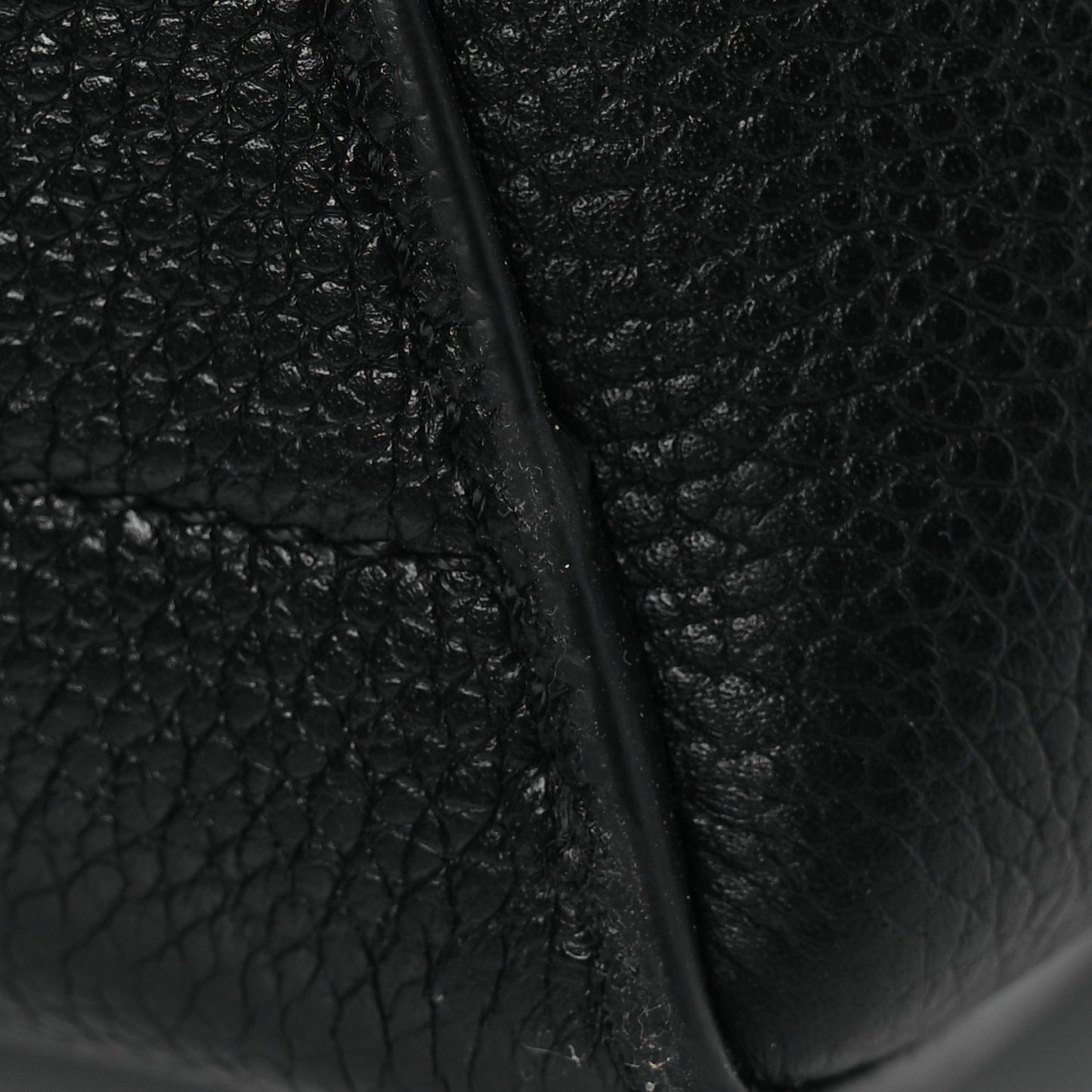 Soft Grained Calfskin Sangle Bucket Bag Black