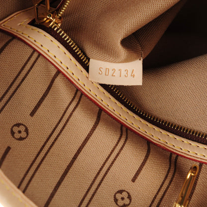 Louis Vuitton Monogram Delightful MM 8 of 8