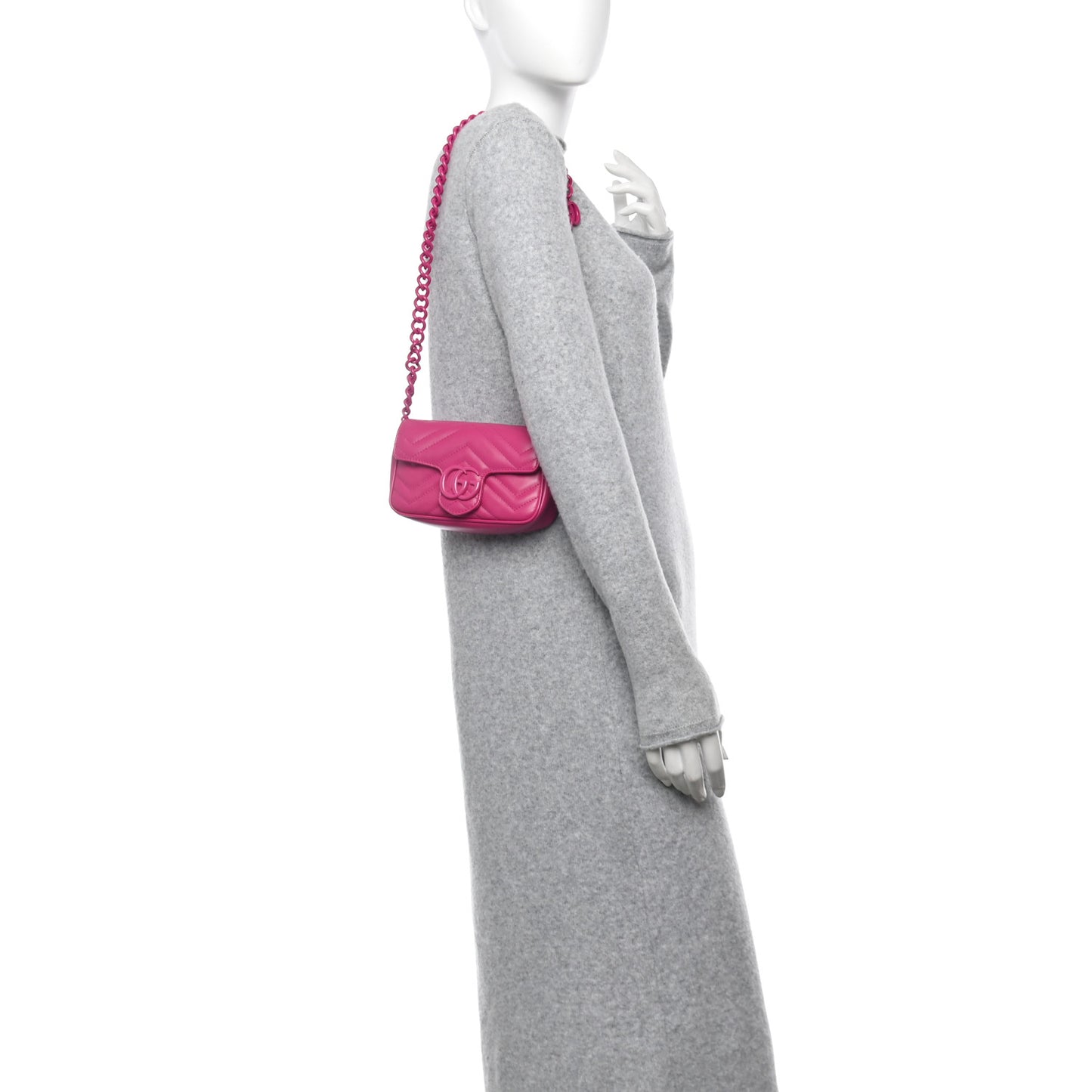 Calfskin Matelasse Monochrome GG Marmont Chain Belt Bag 80 32 Classic Fuxia