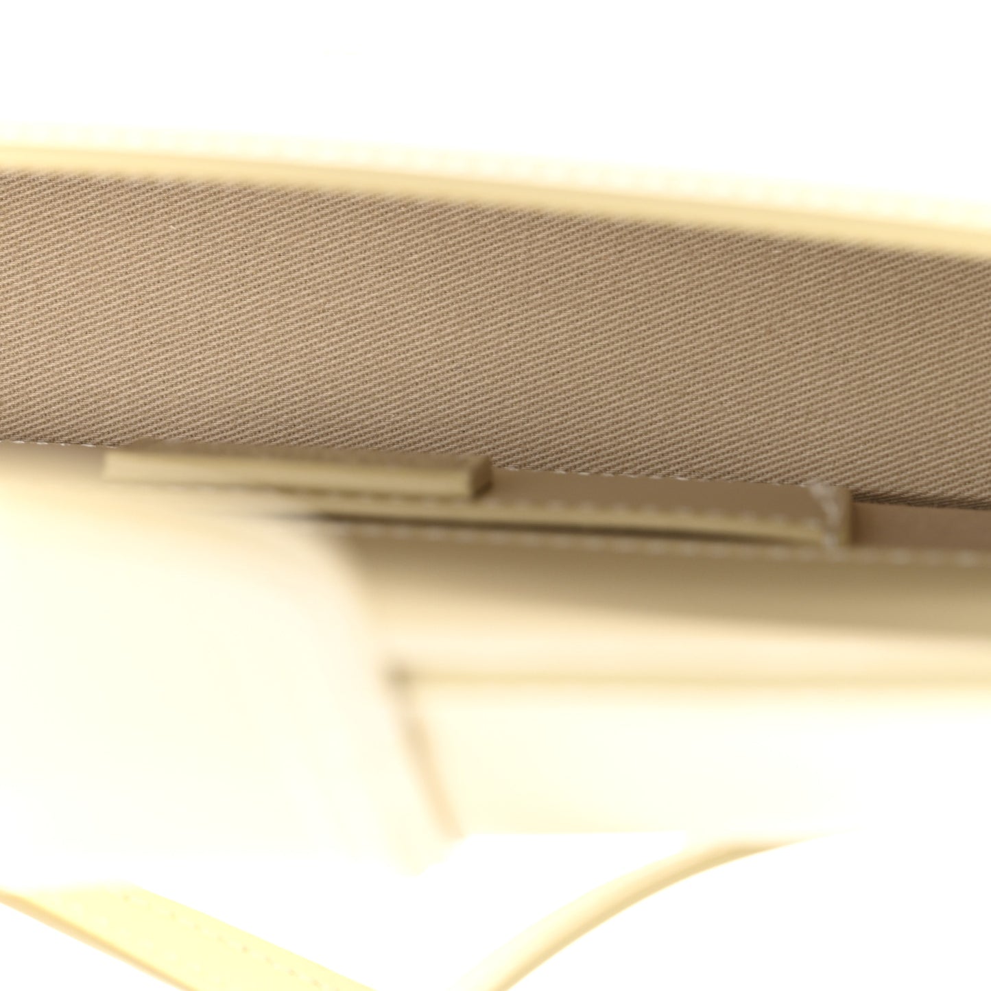Smooth Calfskin Le Bambino Long Ivory