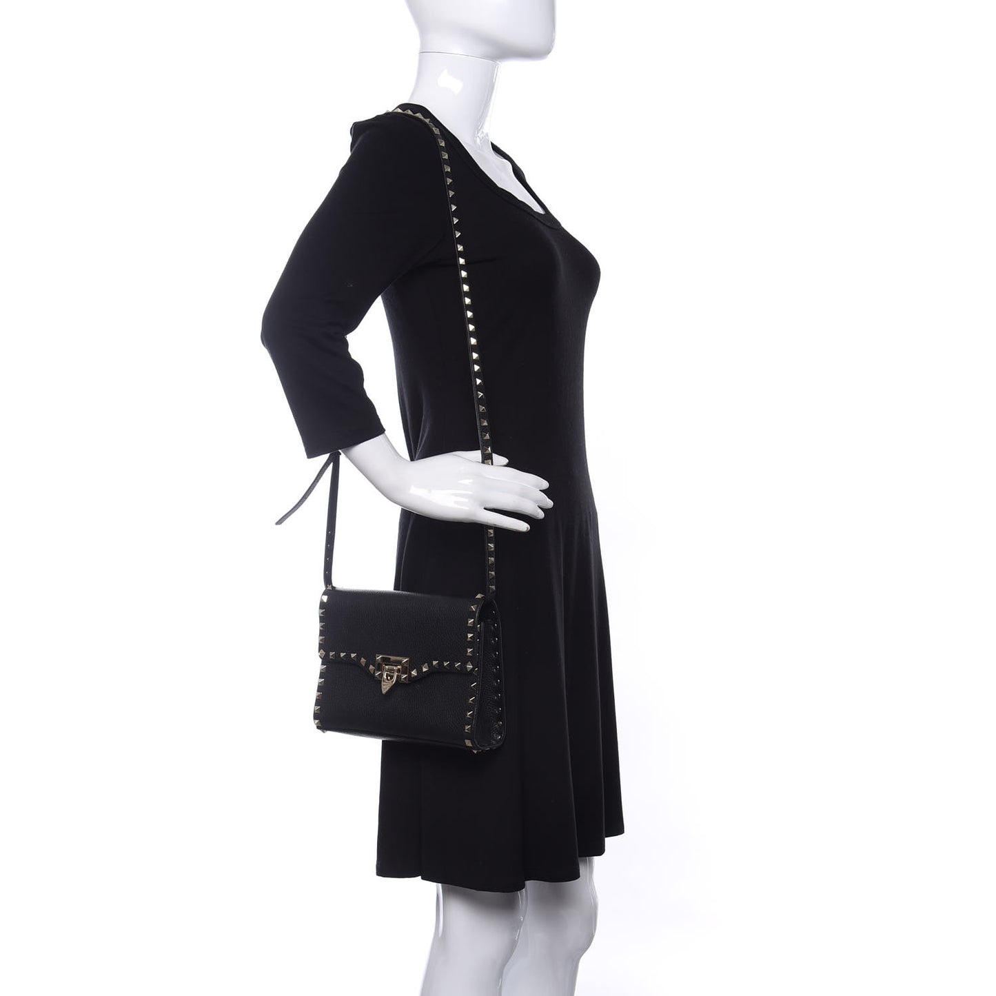 Pebbled Calfskin Medium Rockstud Flip Lock Crossbody Bag Black
