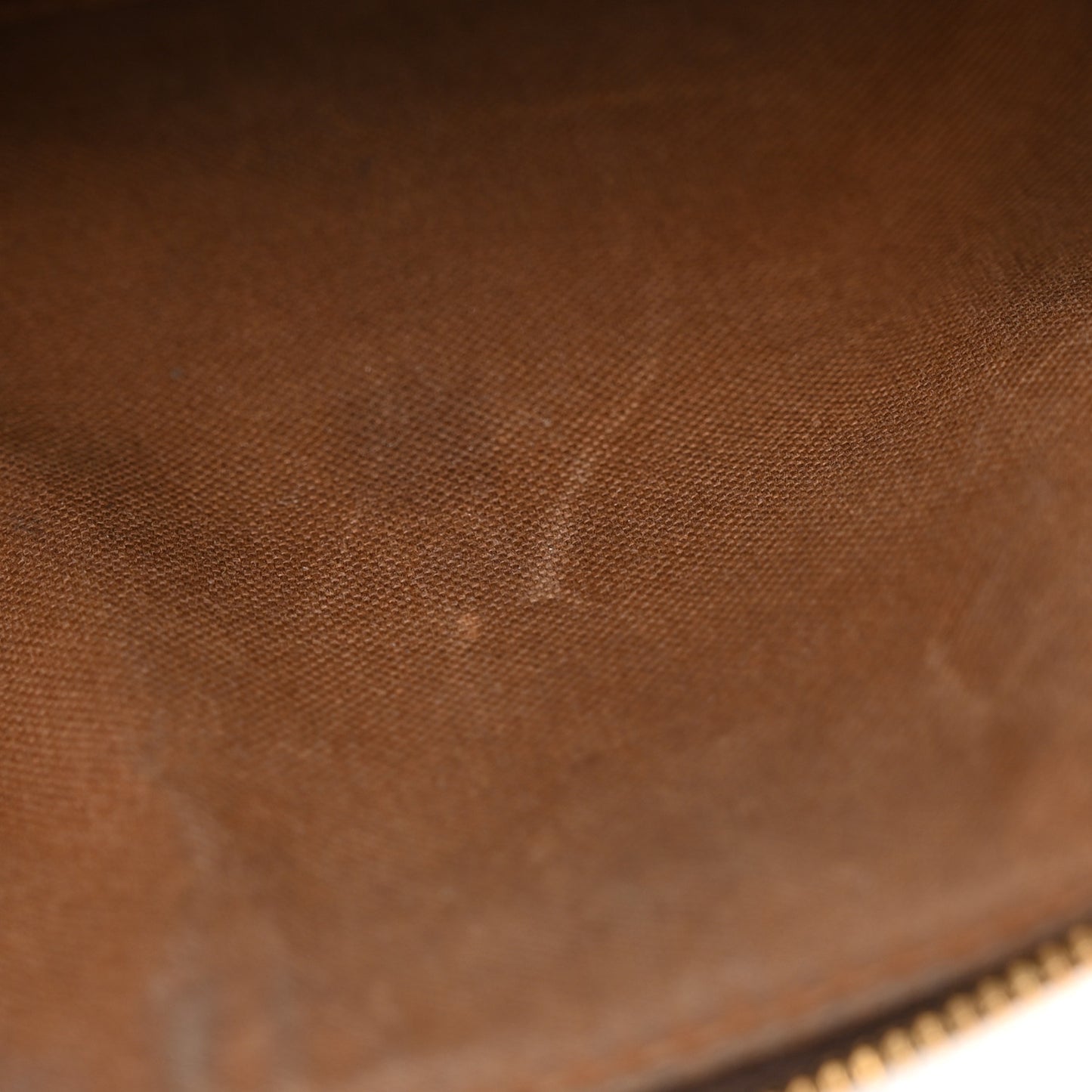 Monogram Alma BB