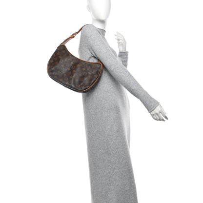 Louis Vuitton Monogram Croissant MM 2 of 12
