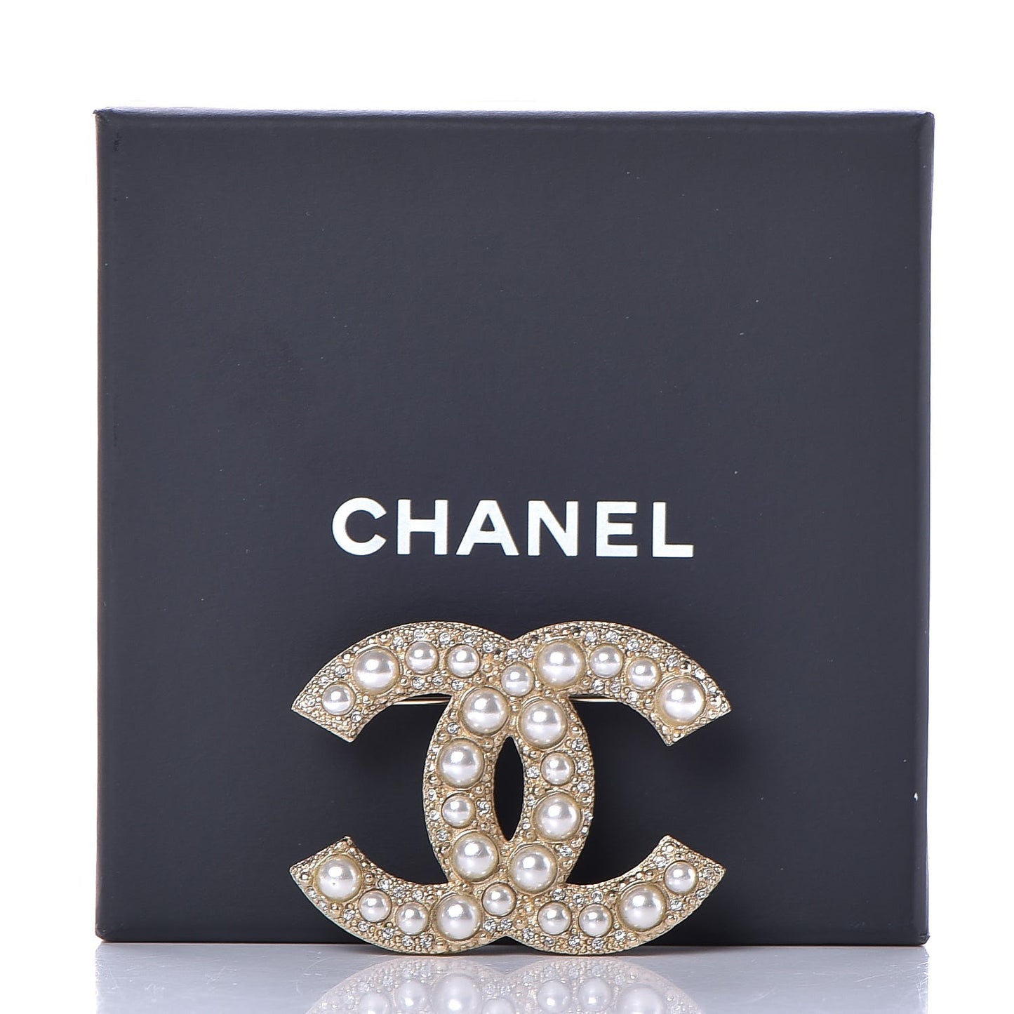 Pearl Crystal CC Brooch Gold