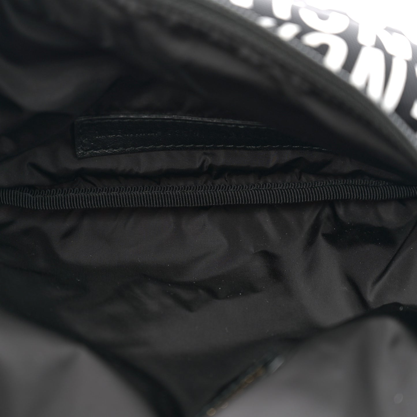 Nylon Wave Logo Print Wheel Beltpack Black White