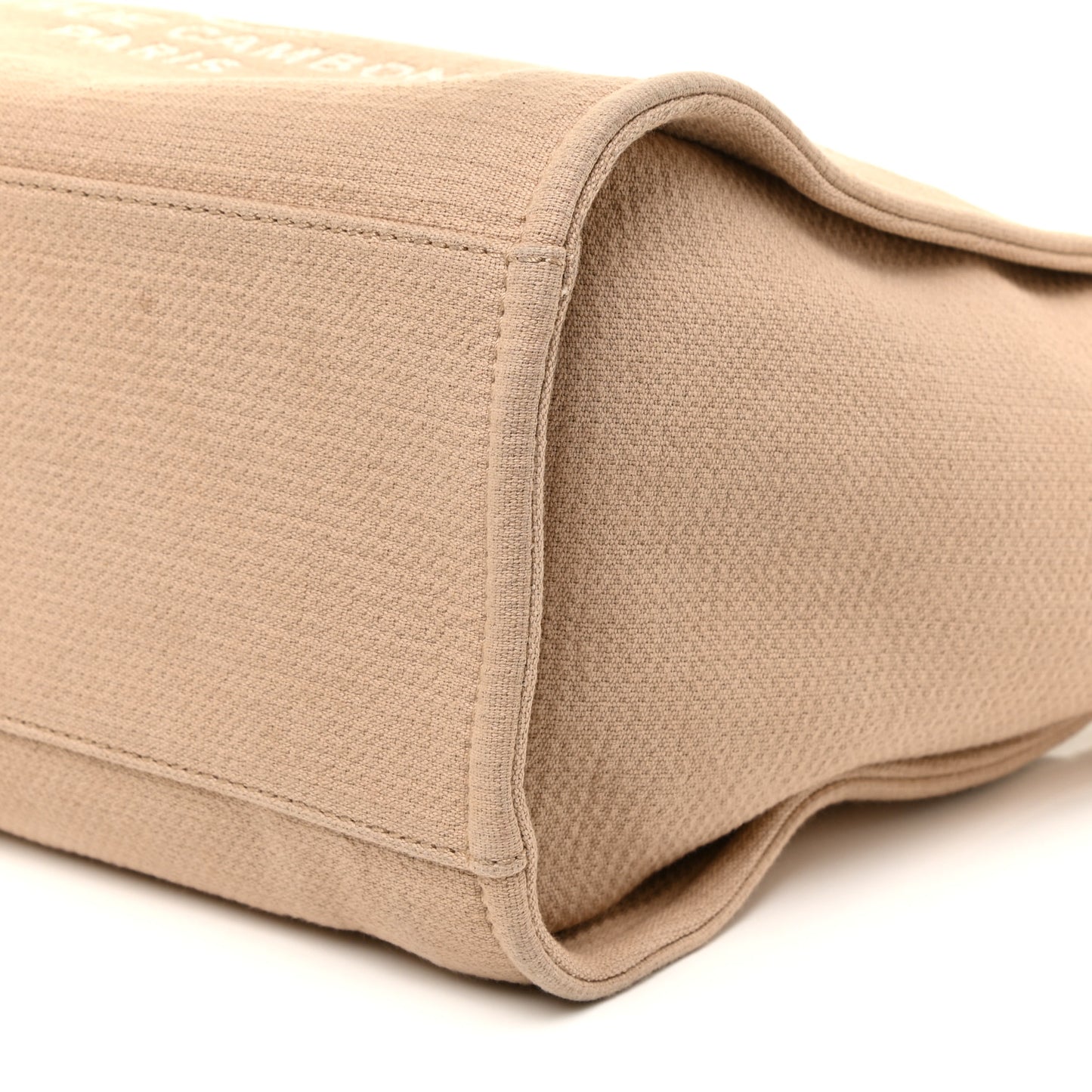 Mixed Fibers Medium Deauville Tote Beige