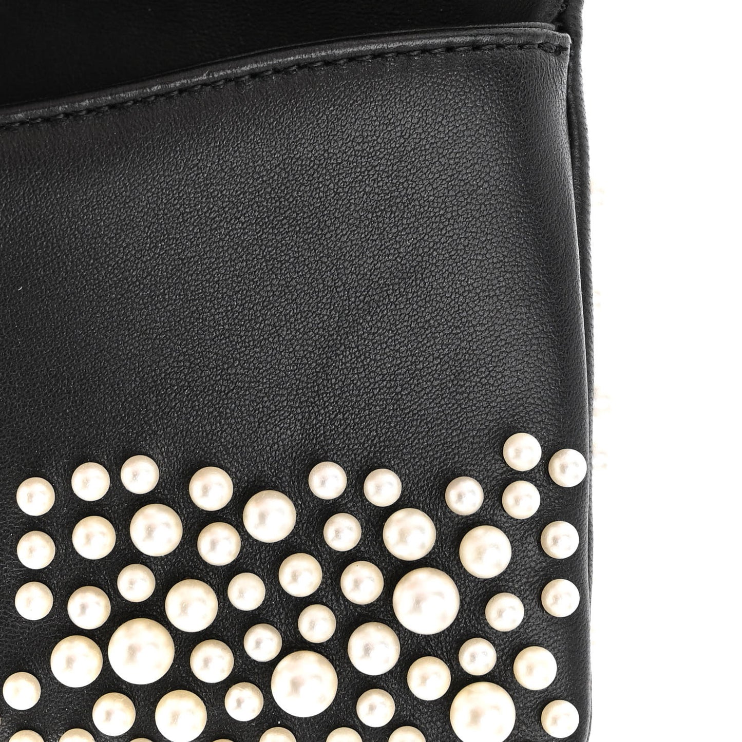Lambskin Pearls Flap Black