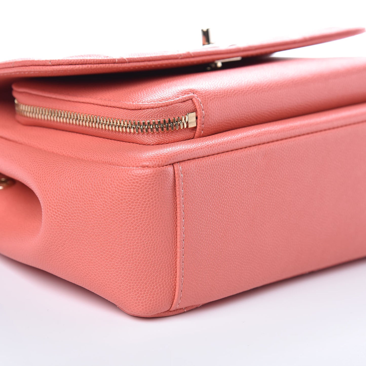 Caviar Quilted Small Business Affinity Flap Coral