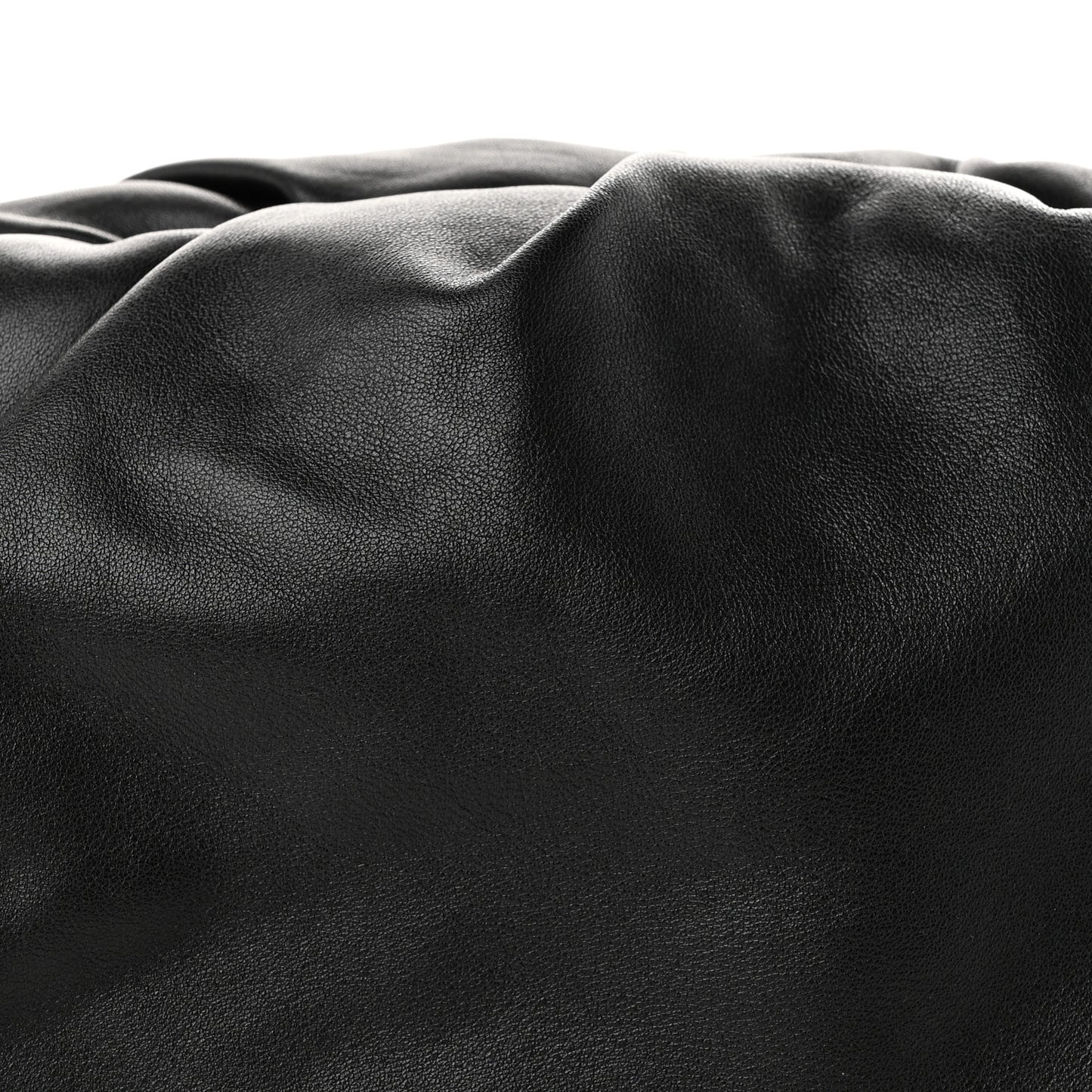 Calfskin The Pouch Chain Black
