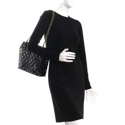 Chanel Patent Quilted Shoulder Bag Black 2 of 11