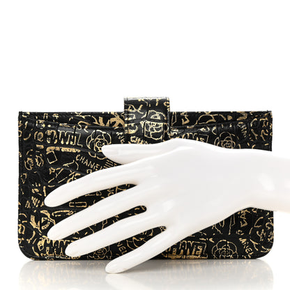 Chanel Calfskin Crocodile Embossed Graffiti 2.55 Cocodile Reissue Strap Pouch Black Gold 2 of 10
