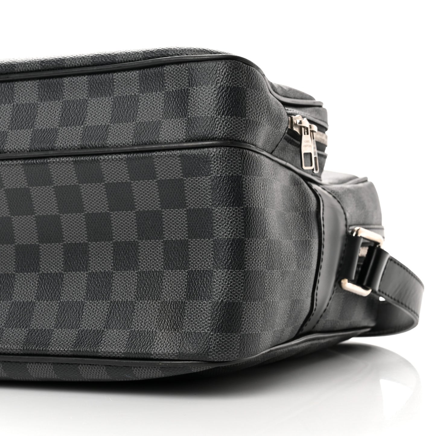 Damier Graphite Ieoh Messenger Bag