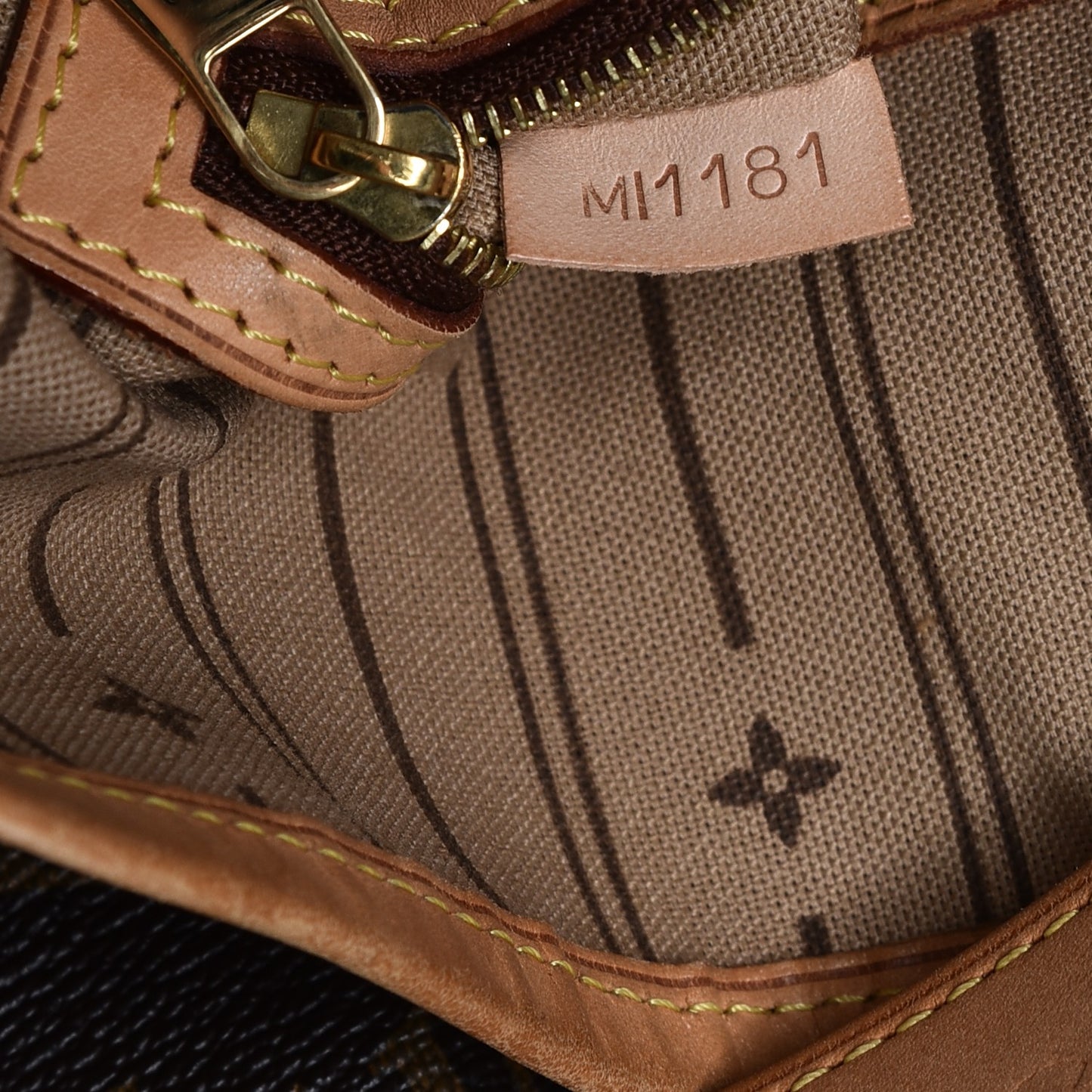 Monogram Delightful GM