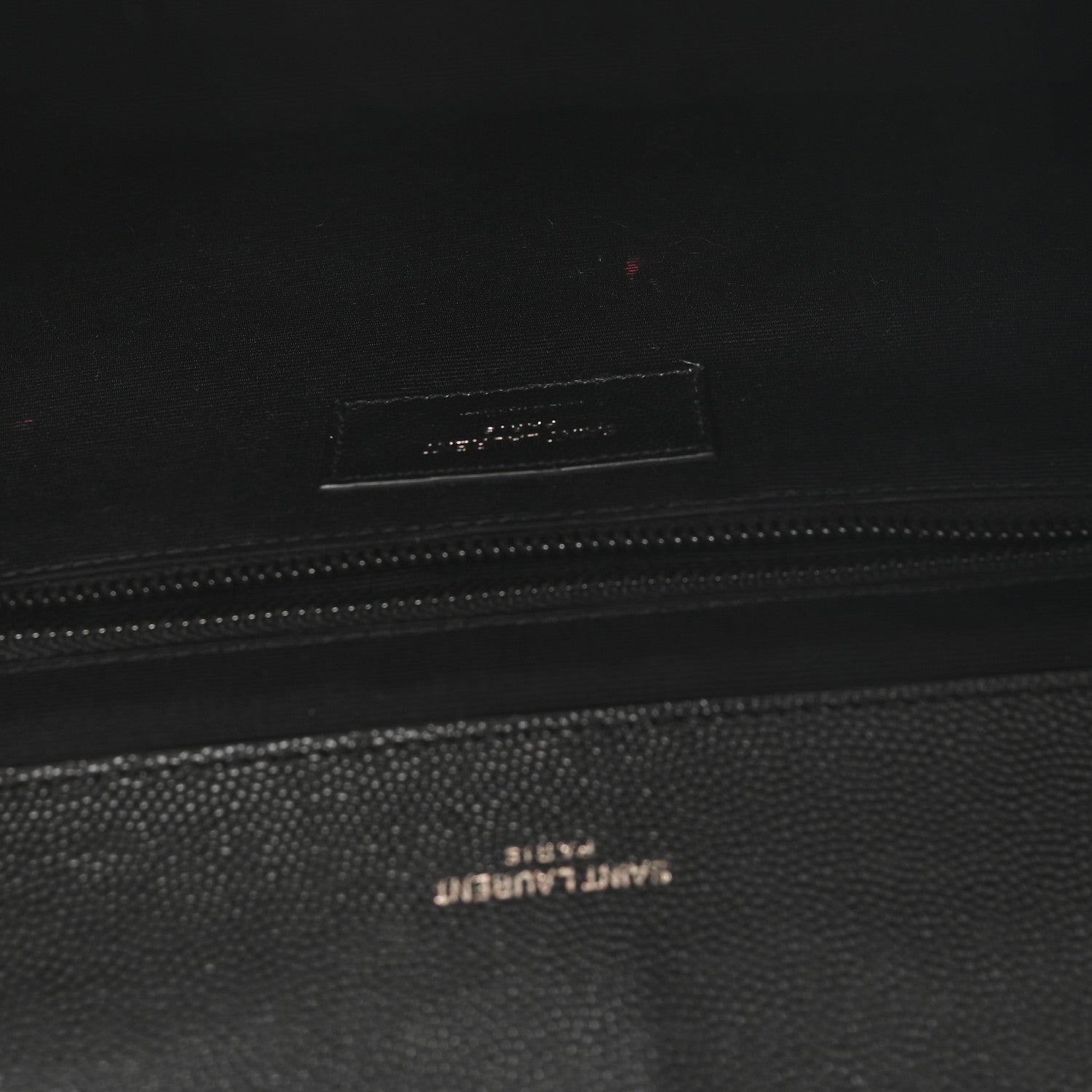 Saint Laurent Grain De Poudre Textured Mixed Matelasse Large Triquilt Monogram Monochrome Satchel Black 11 of 12