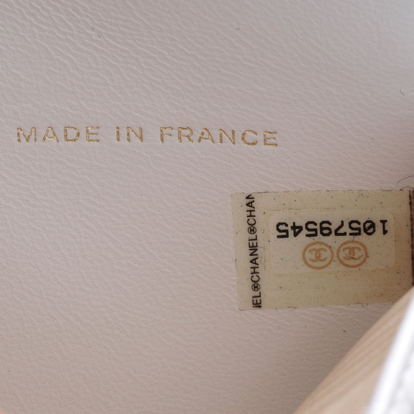 Caviar Compact Wallet White