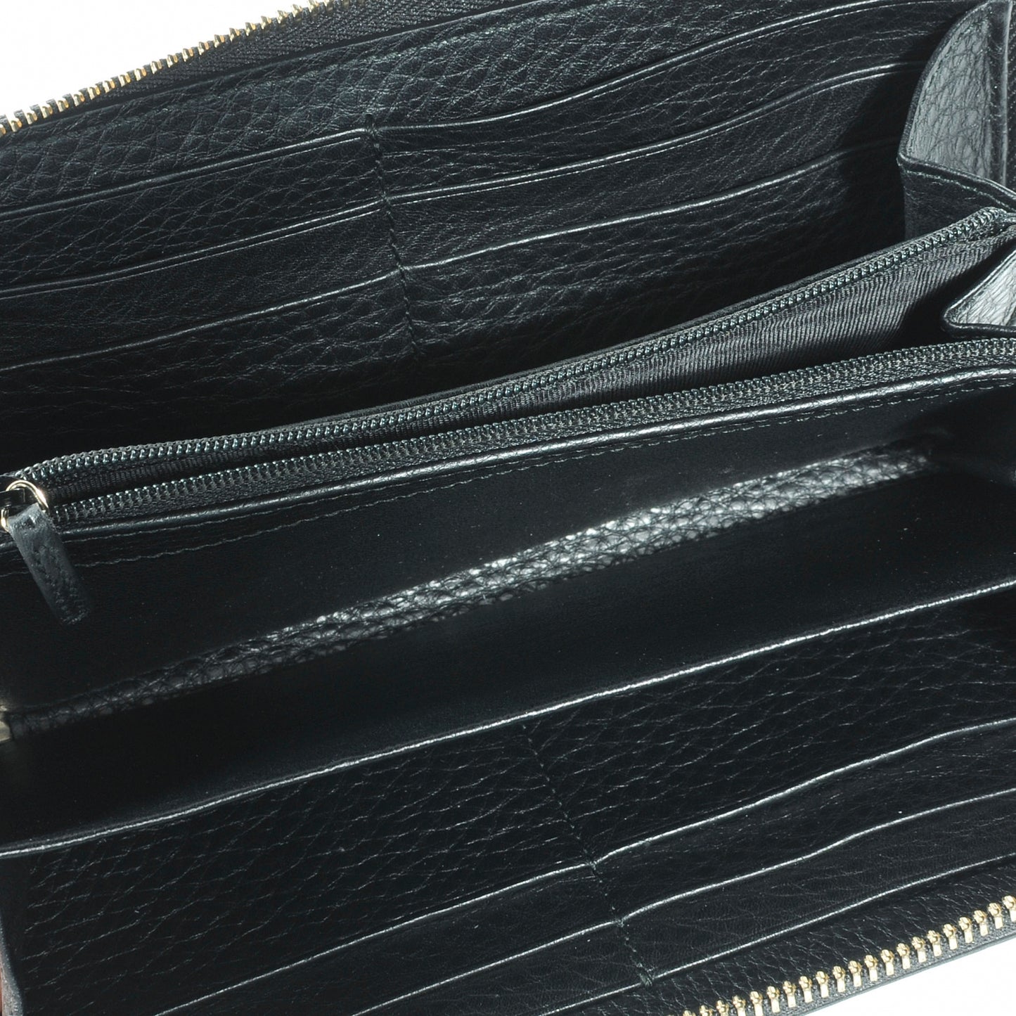 Pebbled Calfskin Soho Zip Around Wallet Black