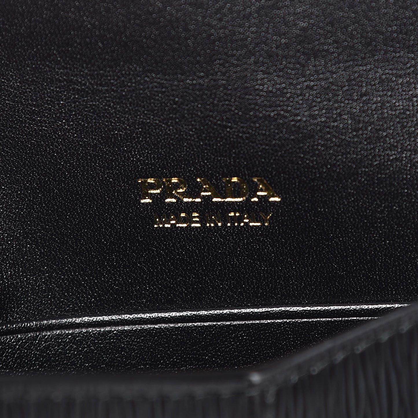 Vitello Move Envelope Wallet Black
