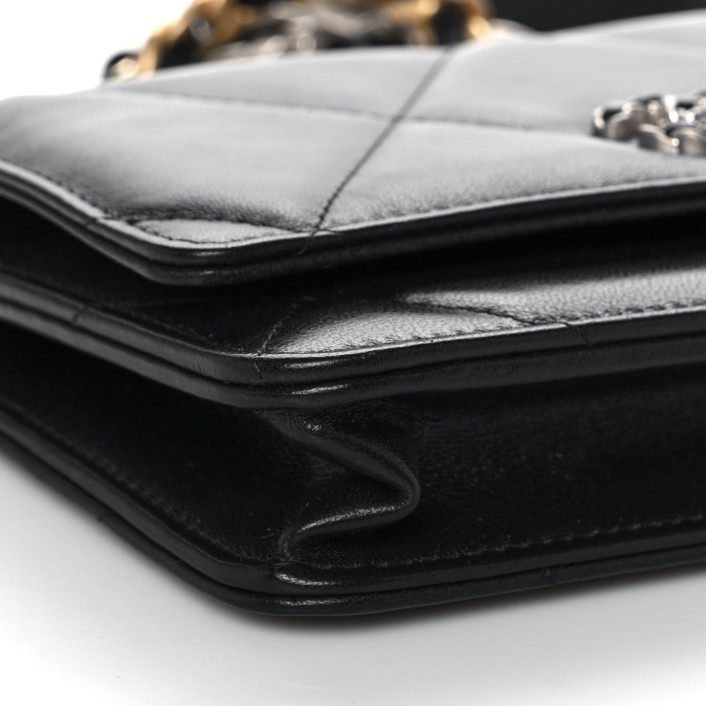 Lambskin Quilted Chanel 19 Wallet On Chain WOC Black