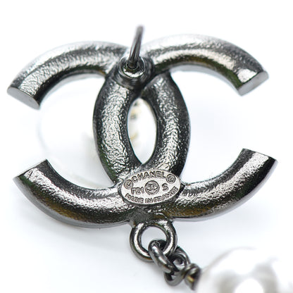 Chanel Baguette Crystal Pearl CC Drop Earrings Ruthenium 4 of 4