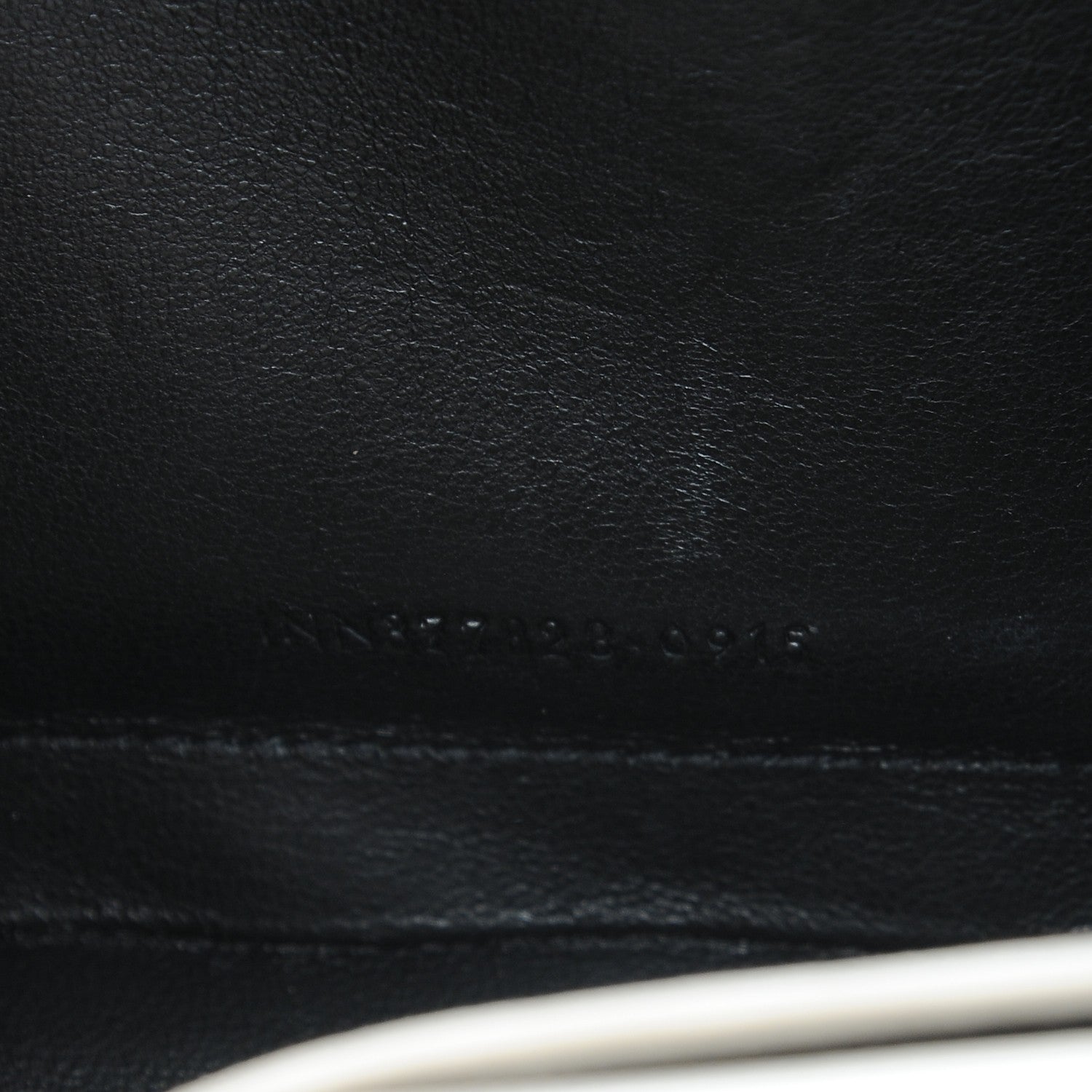 Saint Laurent Grain De Poudre Matelasse Chevron Monogram Chain Wallet White 9 of 9