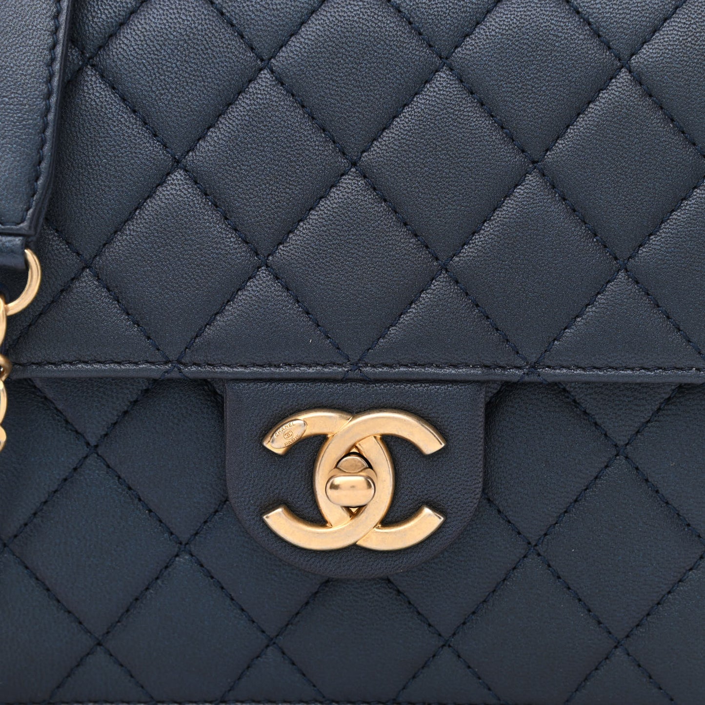 Iridescent Lambskin Quilted Chic Pearls Flap Navy Blue