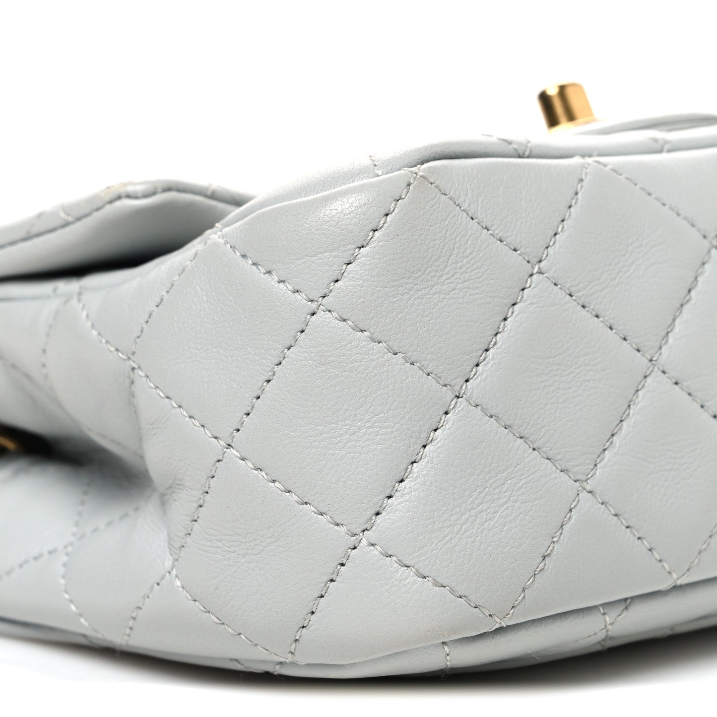 Lambskin Quilted Mini Pearl Crush Flap Light Grey