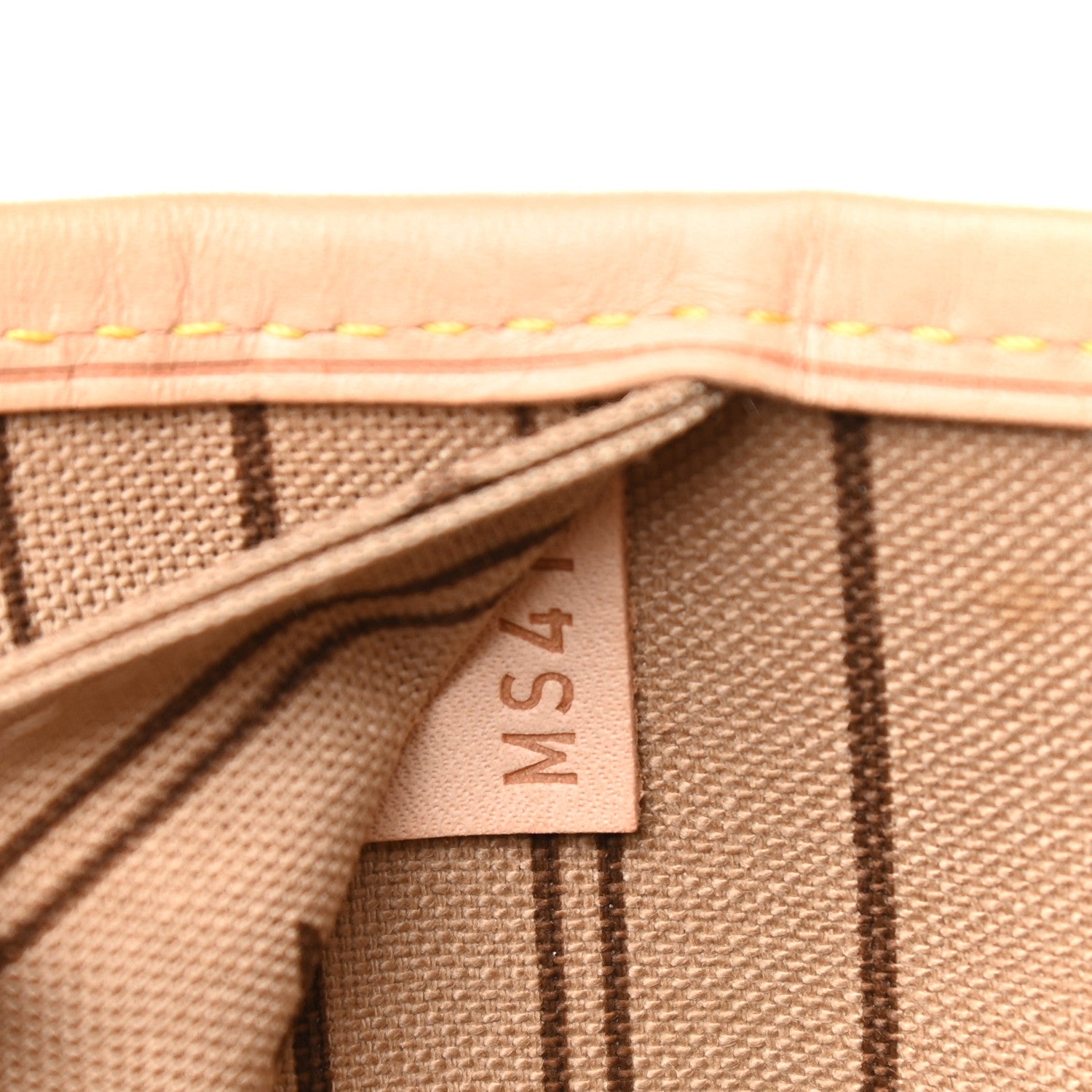 Louis Vuitton Monogram Neverfull MM 8 of 14