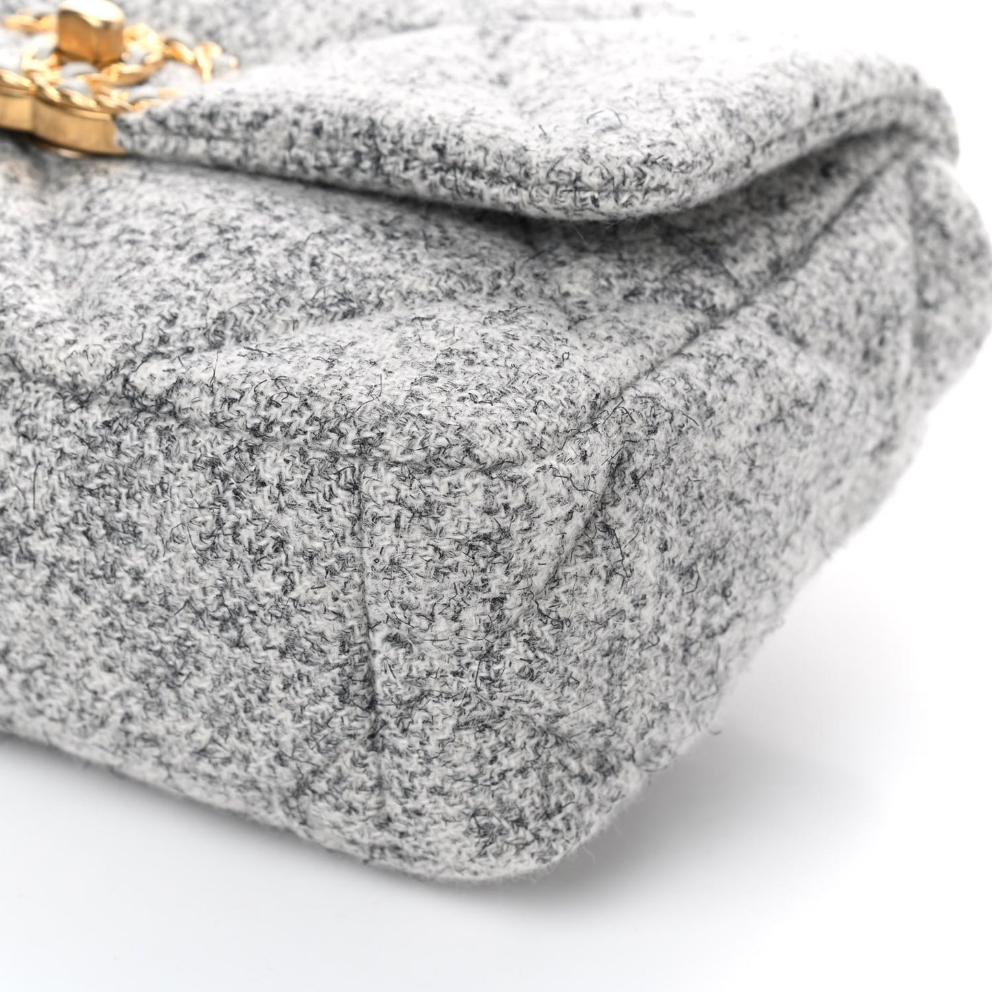 Tweed Quilted Medium Chanel 19 Flap Grey Ecru