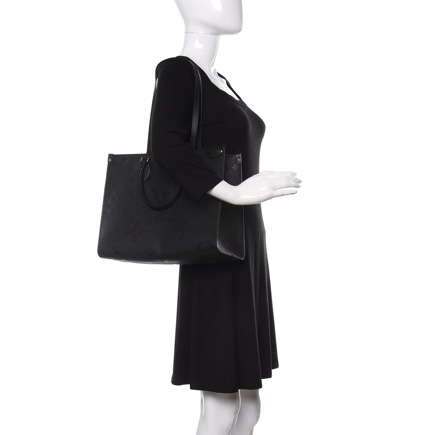Empreinte Monogram Giant Onthego MM Black