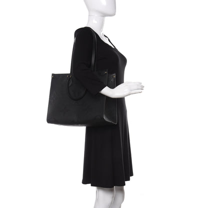 Louis Vuitton Empreinte Monogram Giant Onthego MM Black 2 of 10