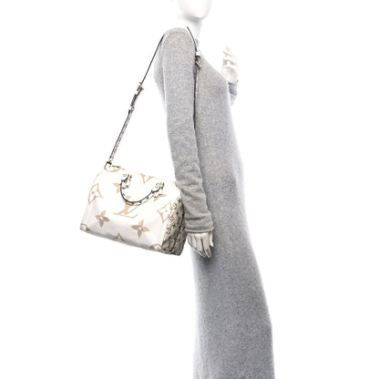Louis Vuitton Monogram Giant Speedy Bandouliere 30 Kaki Beige 2 of 9