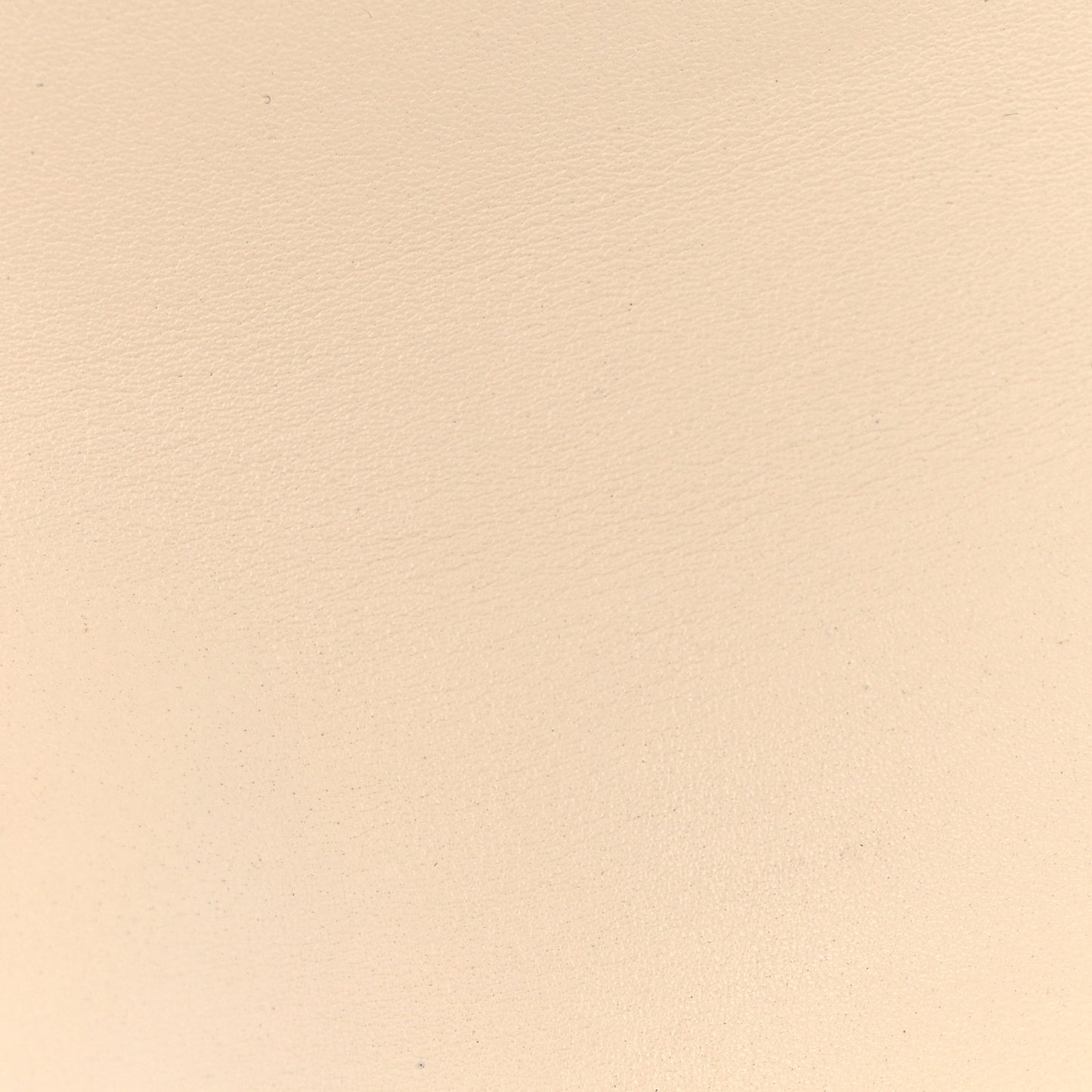 Calfskin Matelasse Super Mini GG Marmont Shoulder Bag White