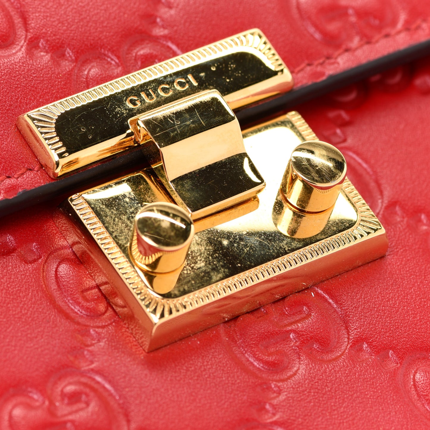 Guccissima Padlock Clutch Hibiscus Red