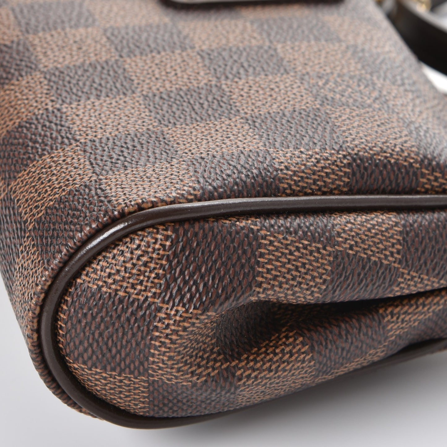 Damier Ebene Eva Clutch