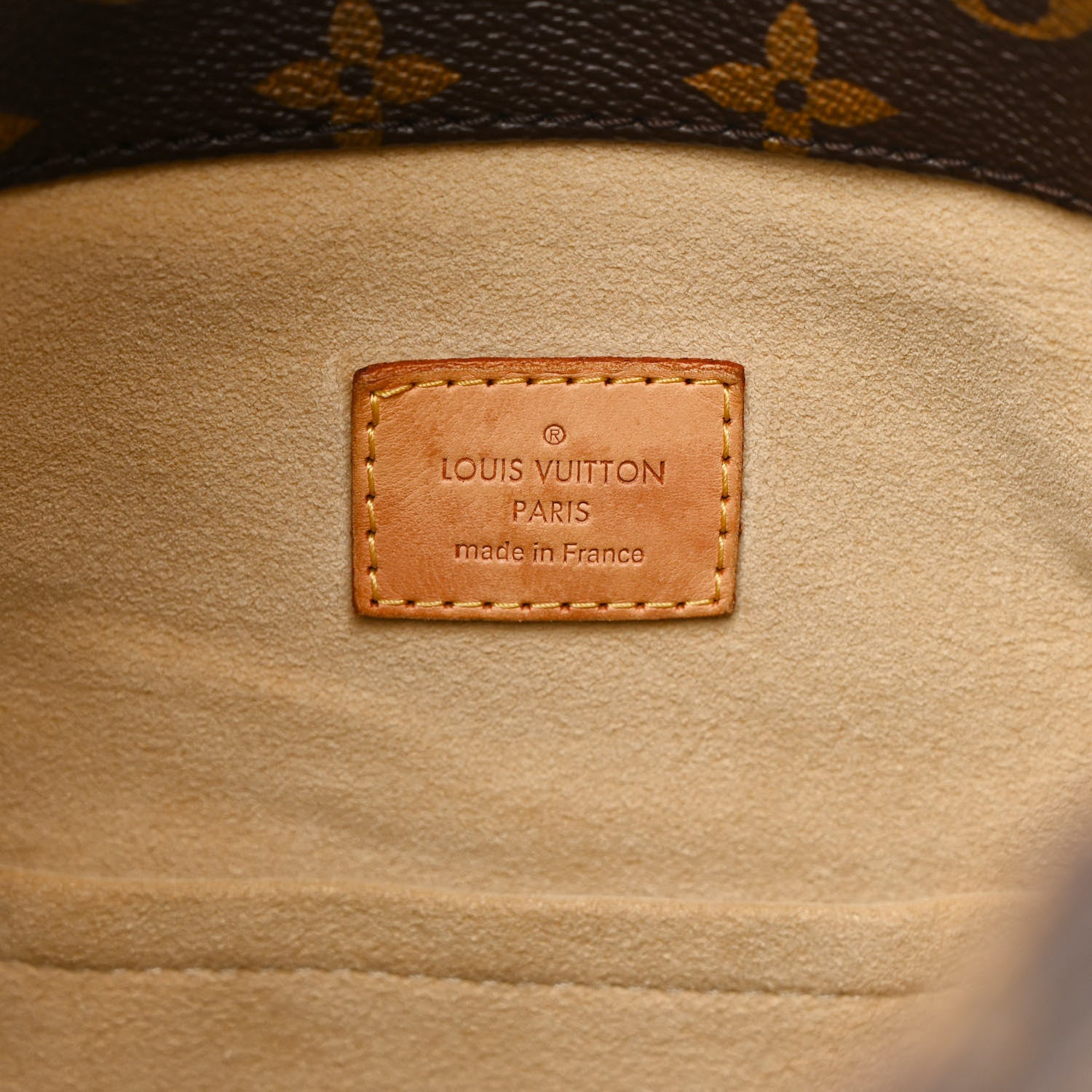 Louis Vuitton Monogram Artsy MM 6 of 14