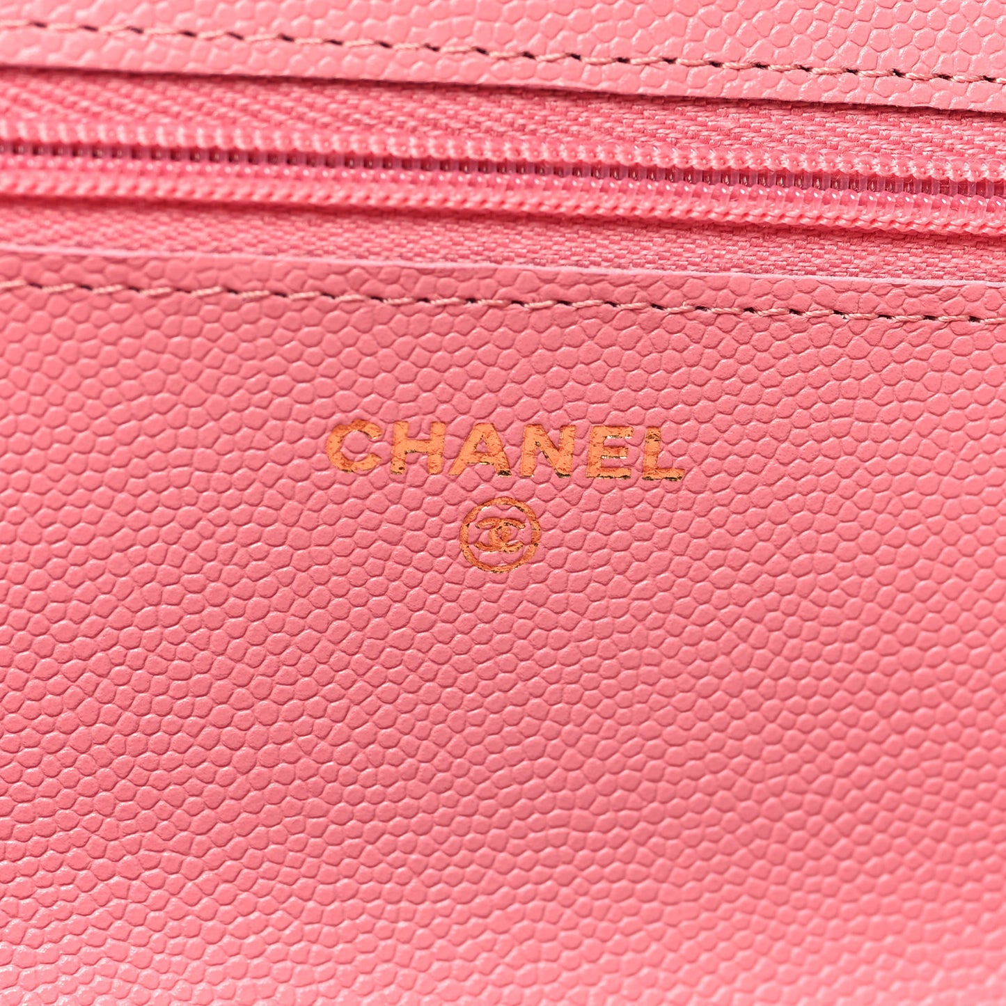 Caviar Quilted Wallet on Chain WOC Pink