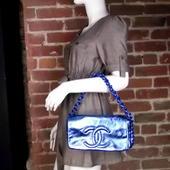 Leather Modern Chain Flap Bag Metallic Blue