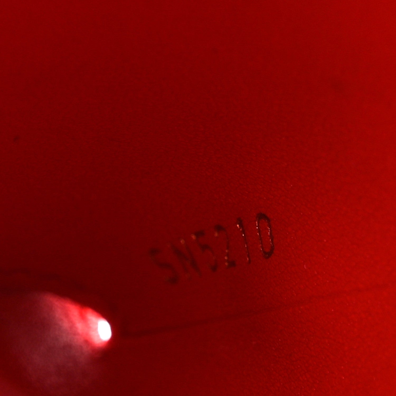Louis Vuitton Monogram Medium Kirigami Pochette Insert Coquelicot 7 of 7