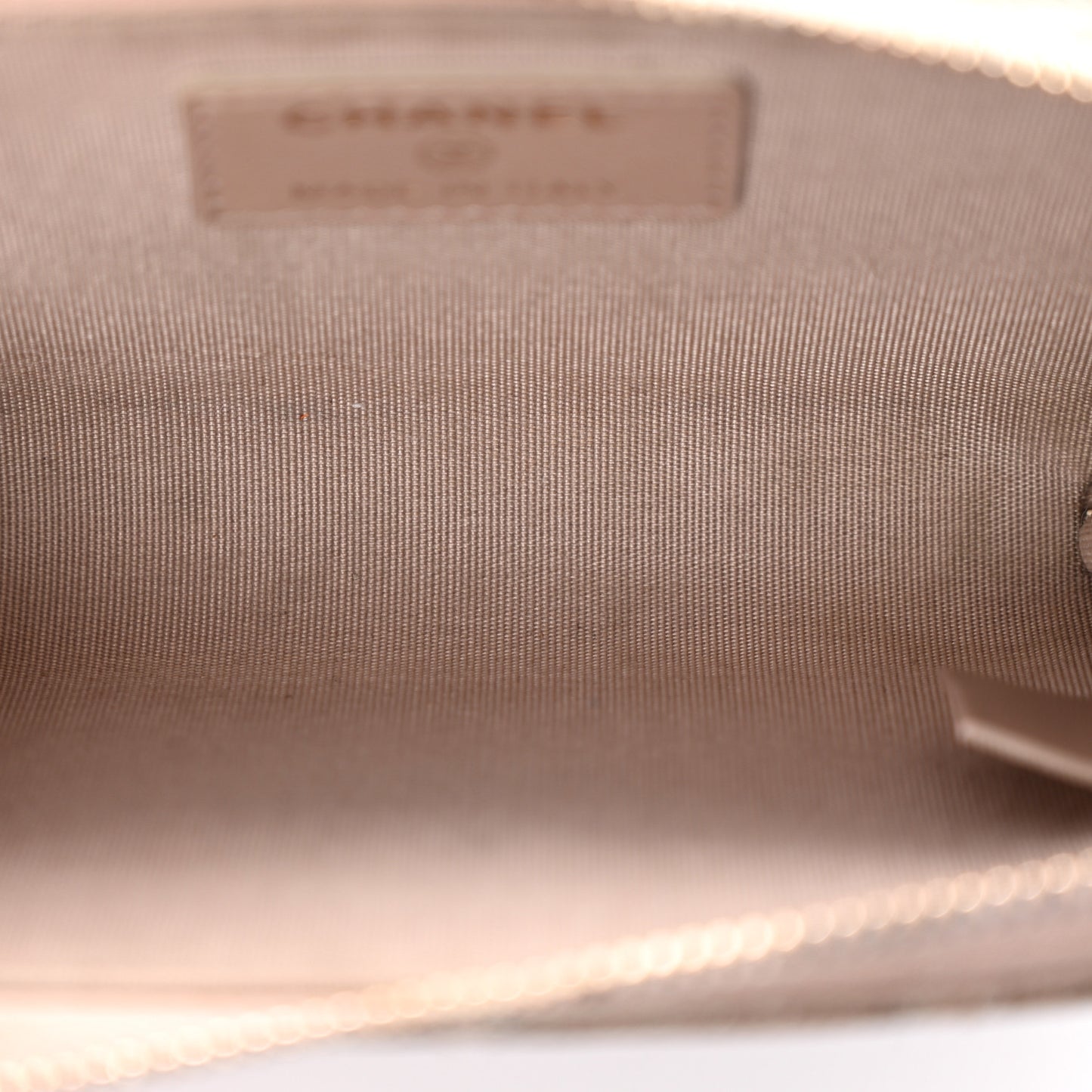 Iridescent Caviar Quilted Zipped Key Holder Case Beige