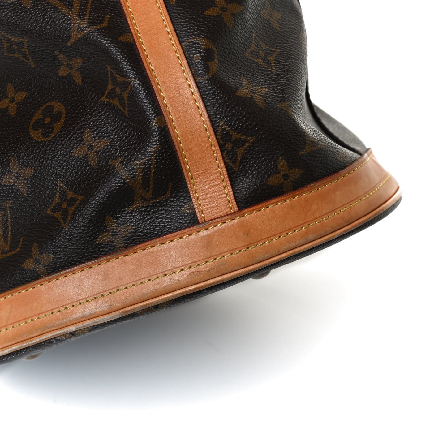 Monogram Bucket 27