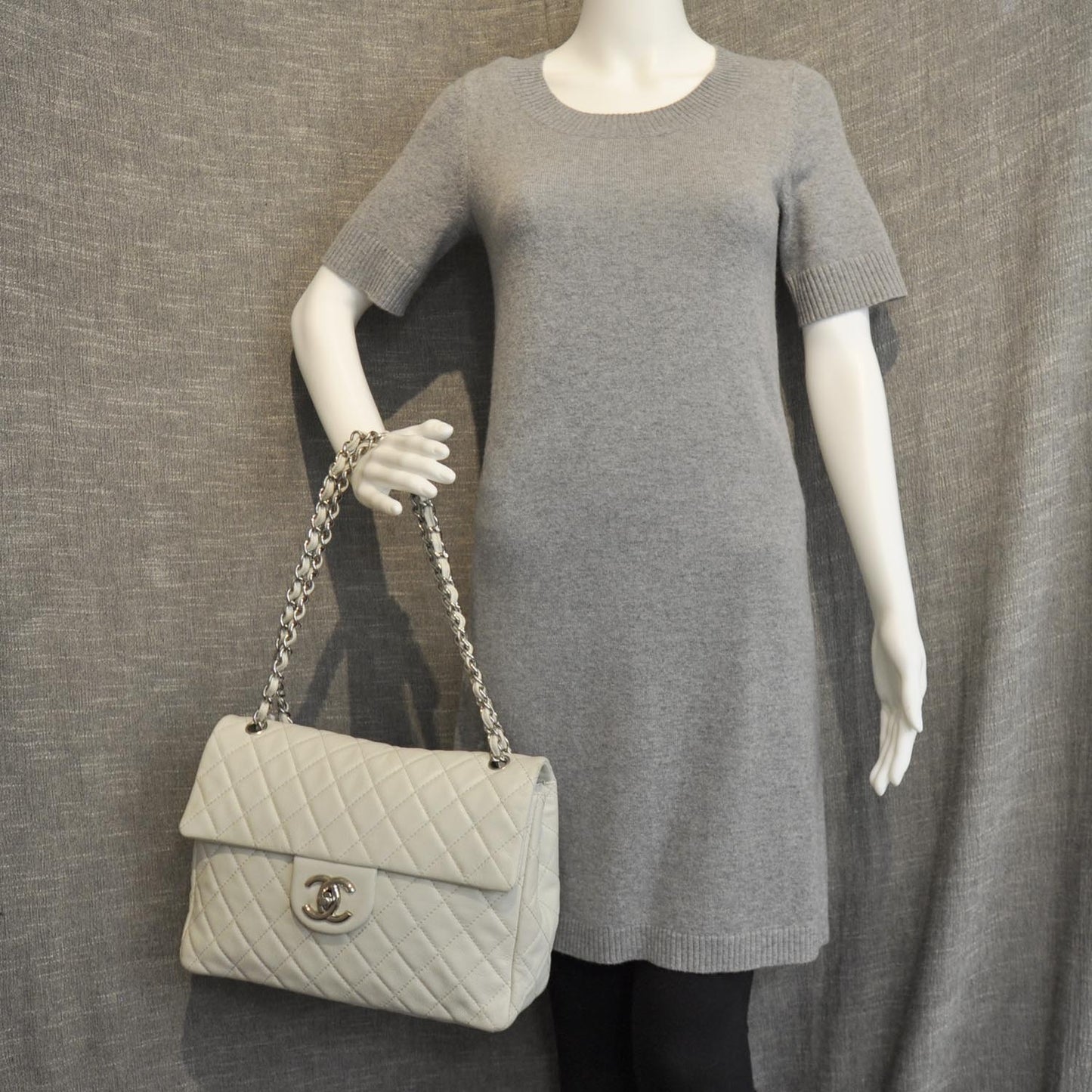 Washed Caviar Maxi Flap White
