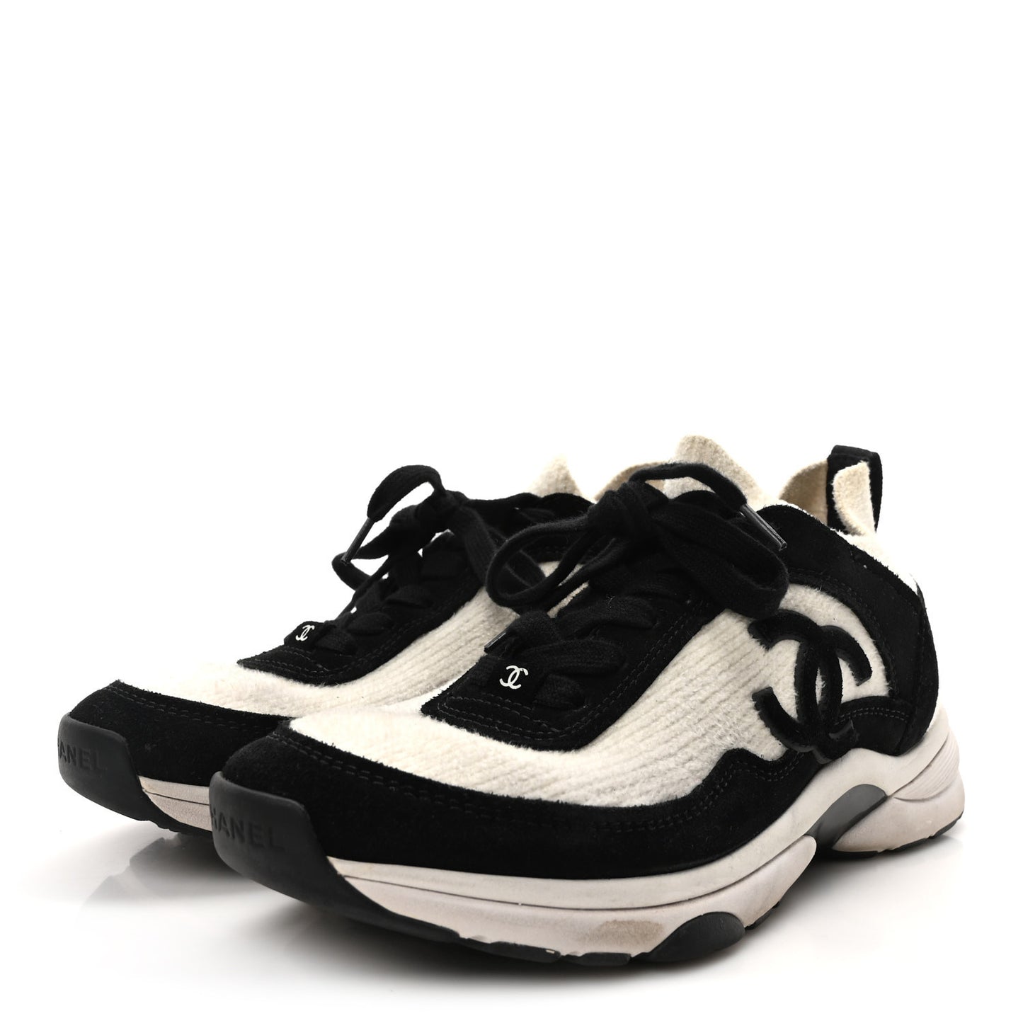 Fabric Suede Calfskin CC Sneakers 38 White Black