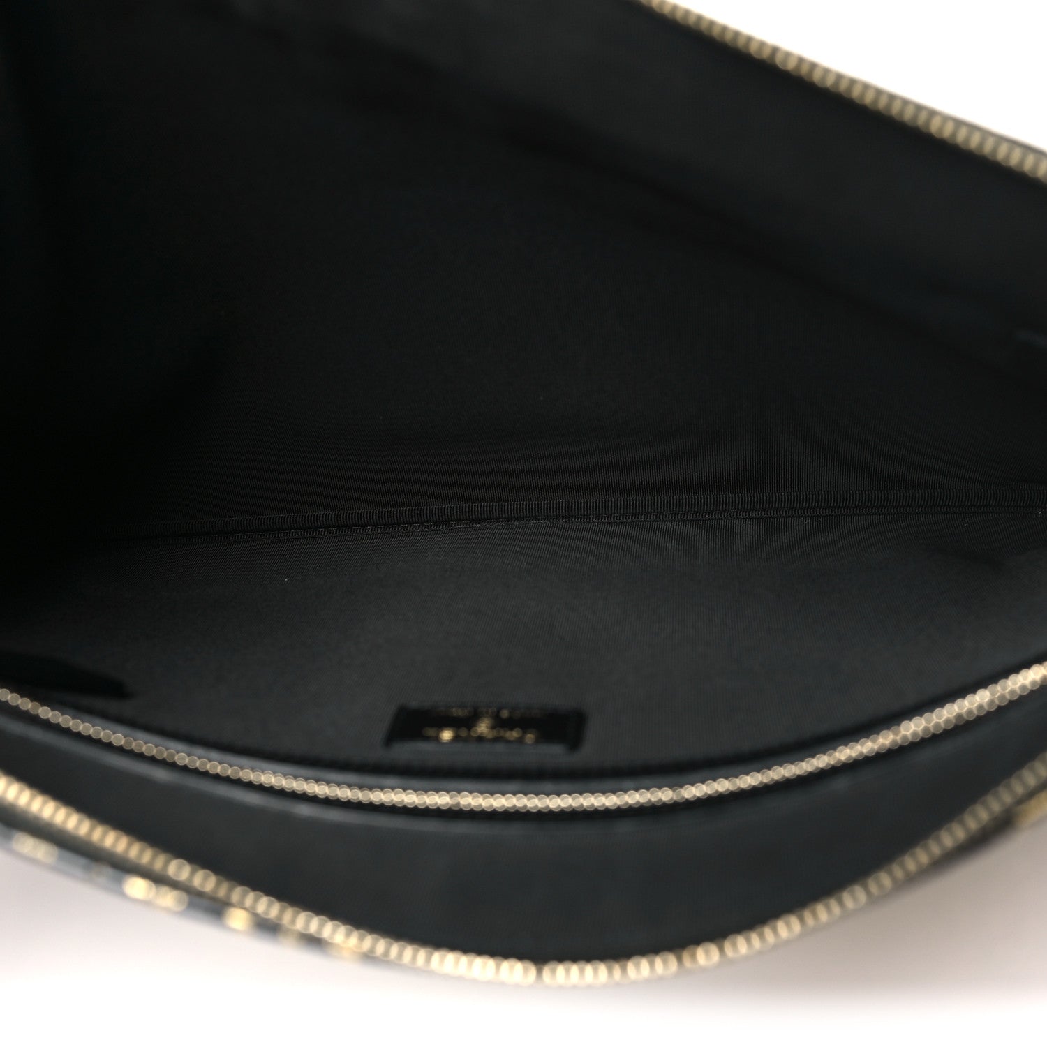Chanel Calfskin Crocodile Embossed Graffiti 2.55 Large Cocodile Reissue Cosmetic Case Black Gold 5 of 9