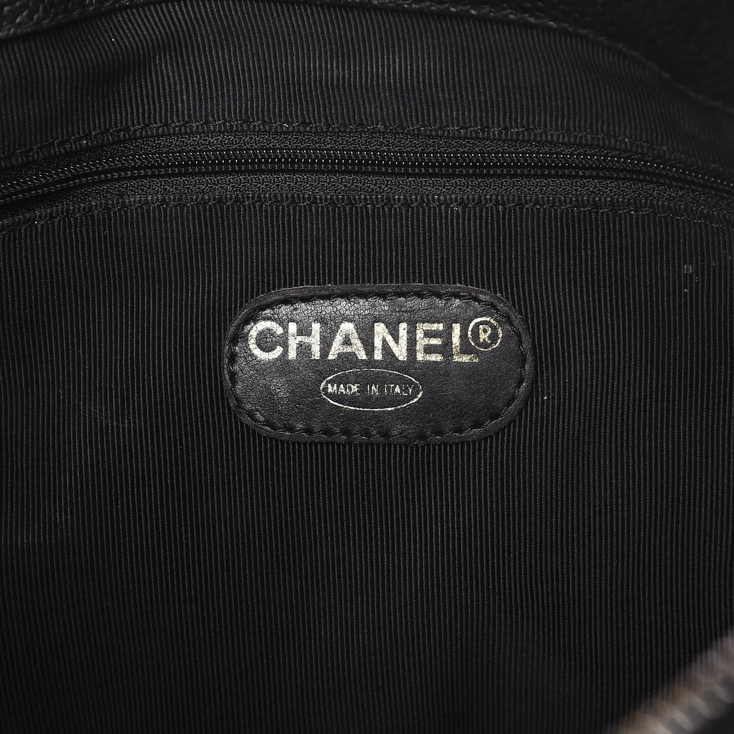 Caviar CC Shoulder Bag Black